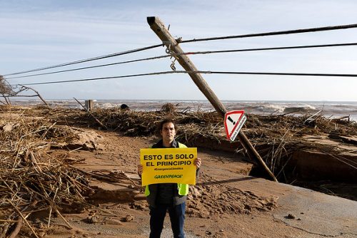 Greenpeace visita el temporal Gloria