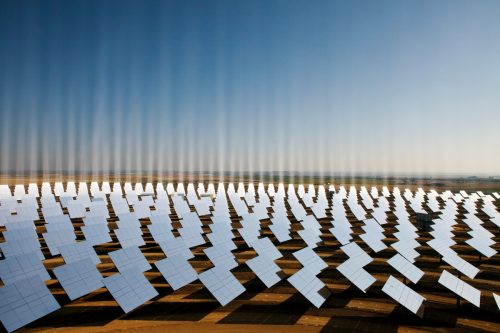 Paneles solares en Sanlúcar la Mayor, cerca de Sevilla